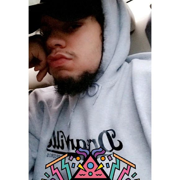 Meet your Posher, Josh - Picture 1 of 1